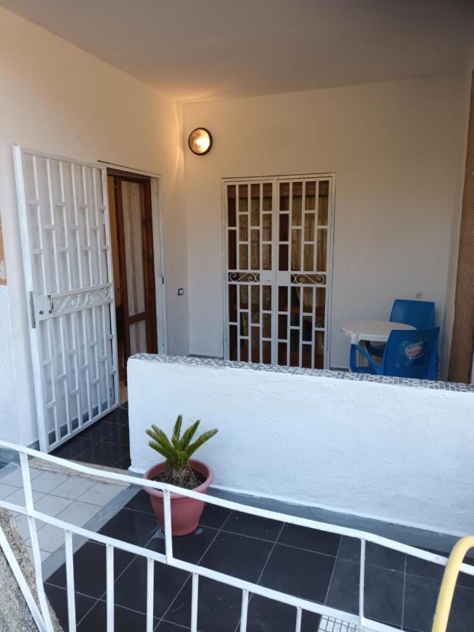 Levante Rooms Скалеа Екстериор снимка